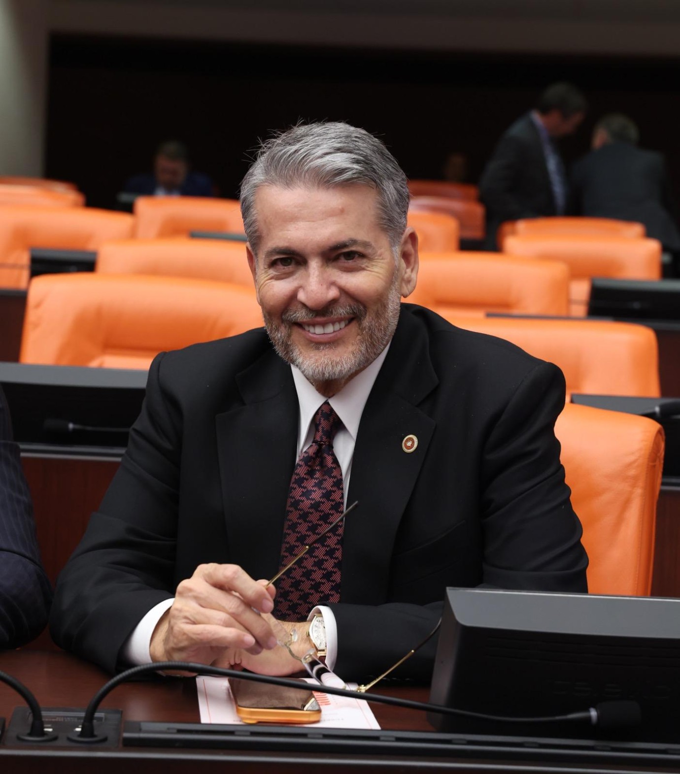 MHP’Lİ DR. LEVENT UYSAL’DAN KURBAN BAYRAMI MESAJI: BAYRAMLAR BİRLİK VE KARDEŞLİĞİMİZİN EN GÜÇLÜ TEMİNATIDIR